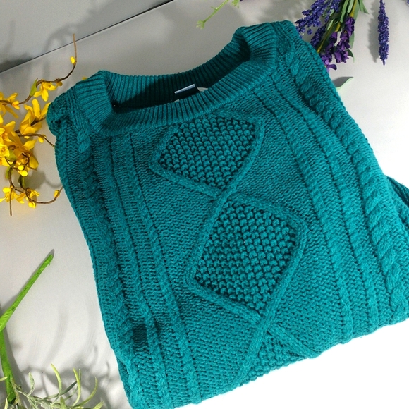 Old Navy Tops - Old Navy Beautiful Sweater